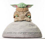 Star Wars Gentle Giant - Grogu on Jedi Seeing Stone 1/6
